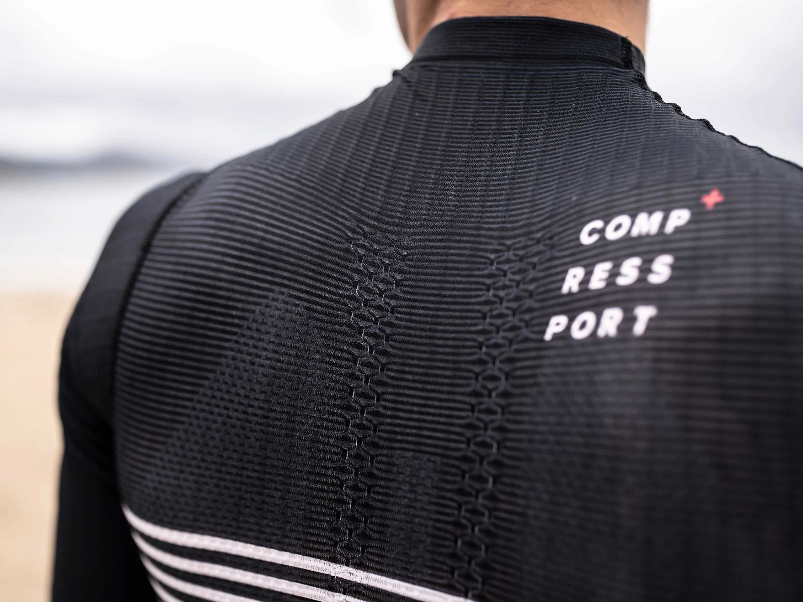 COMPRESSPORT TRI POSTURAL SS TOP - BLACK (AM00010B-990)