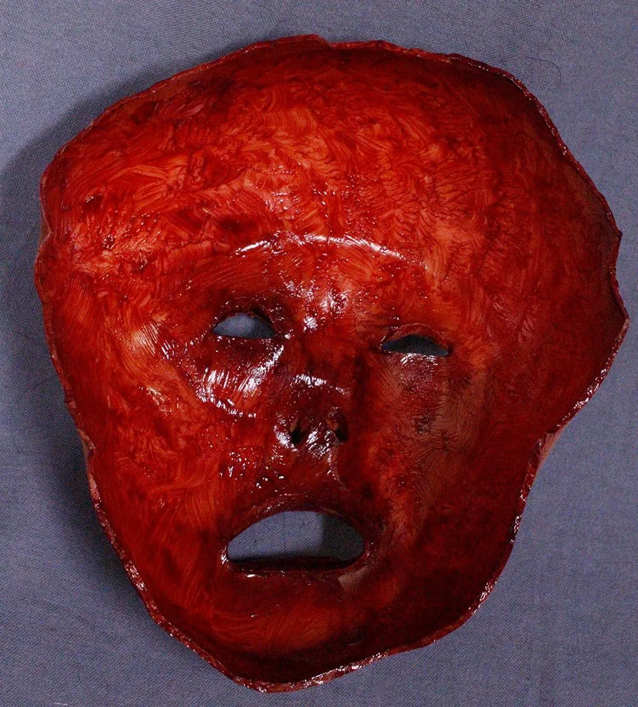 Dura Mary Peeled Face Skin