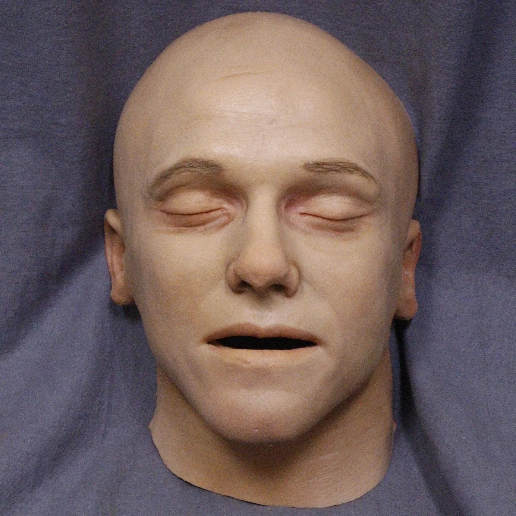 Dura Tony Peeled Face Skin
