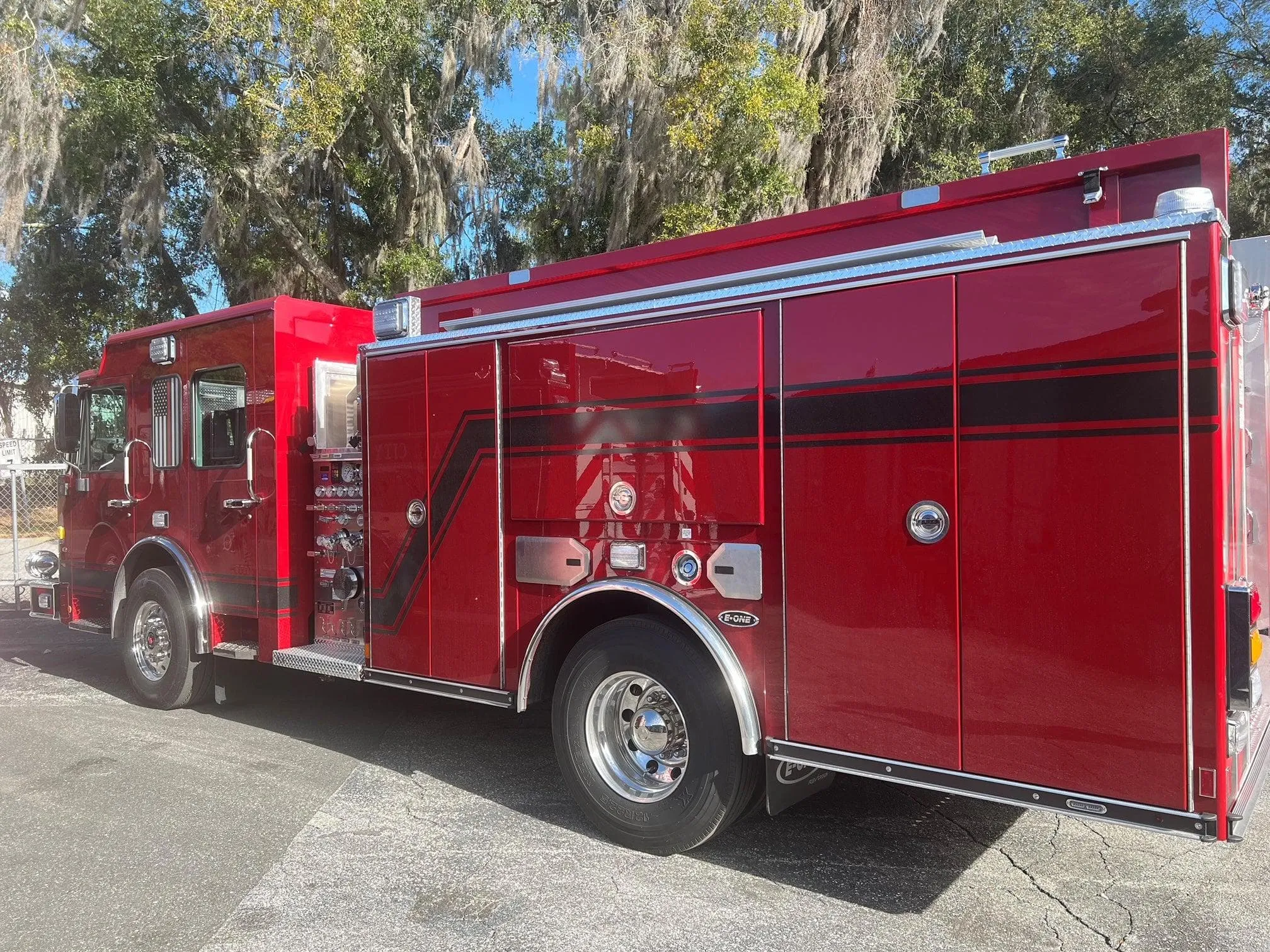 E-One AFT Side Mount Pumper